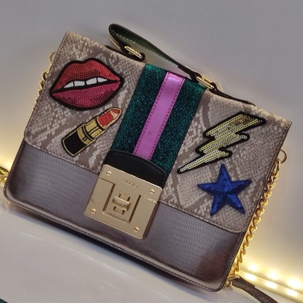 Aldo Novelty Sparkling Lip Lipstick Stars Crossbody Bag